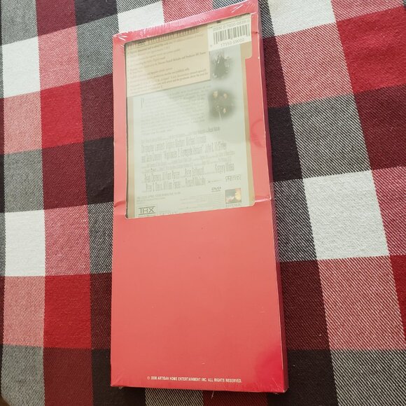 Highlander 2 Renegade Version DVD NWT - Picture 2 of 4